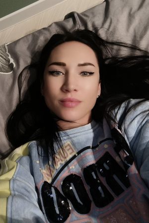 Полина