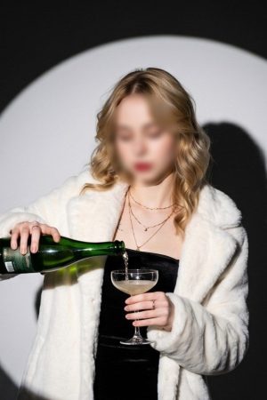 Юля
