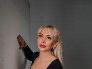 Аня