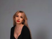 Аня