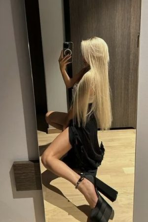 Леся🩷