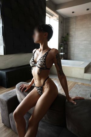 Алина